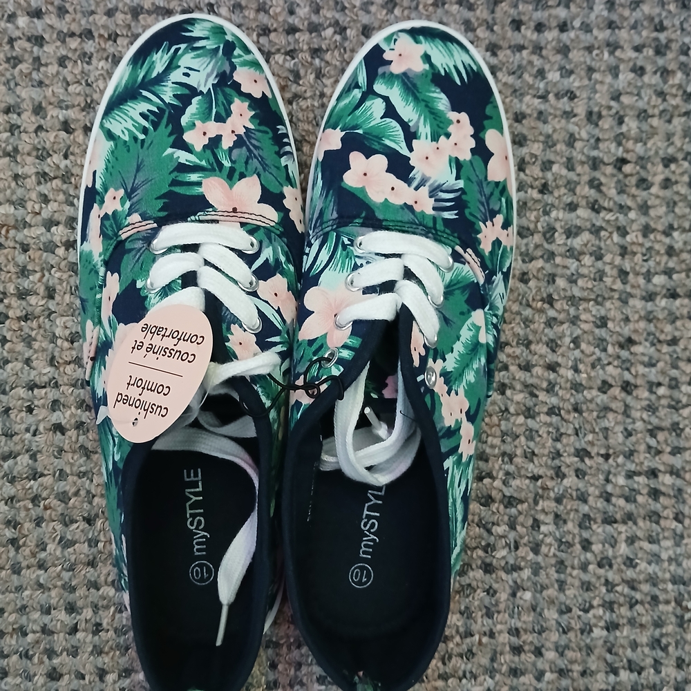 mySTYLE Women's Floral Sneakers - Green and Pink
